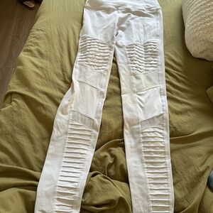 ALO Yoga White Ribbed Jeggings
